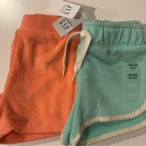 Baby Gap Bundle - 2 shorts Orange & Green with white piping 12-18 & 12-24 month